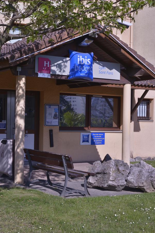 Hotel Ibis Budget Lyon Sud Saint-Fons A7 Kültér fotó